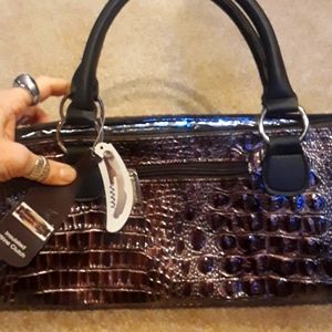 Primeware, Inc. Insulated Wine Clutch